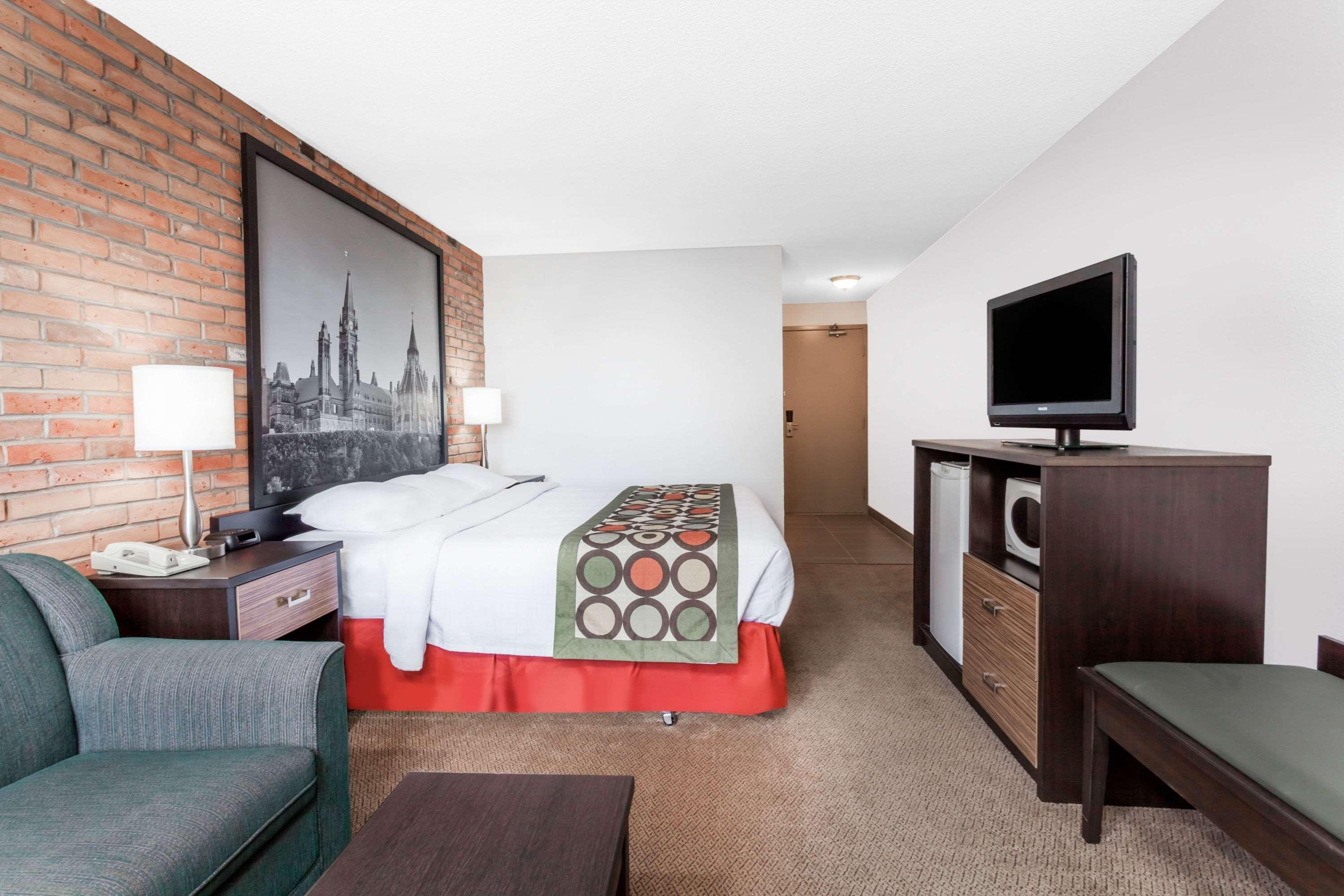 Super 8 By Wyndham Sudbury On Ξενοδοχείο Εξωτερικό φωτογραφία