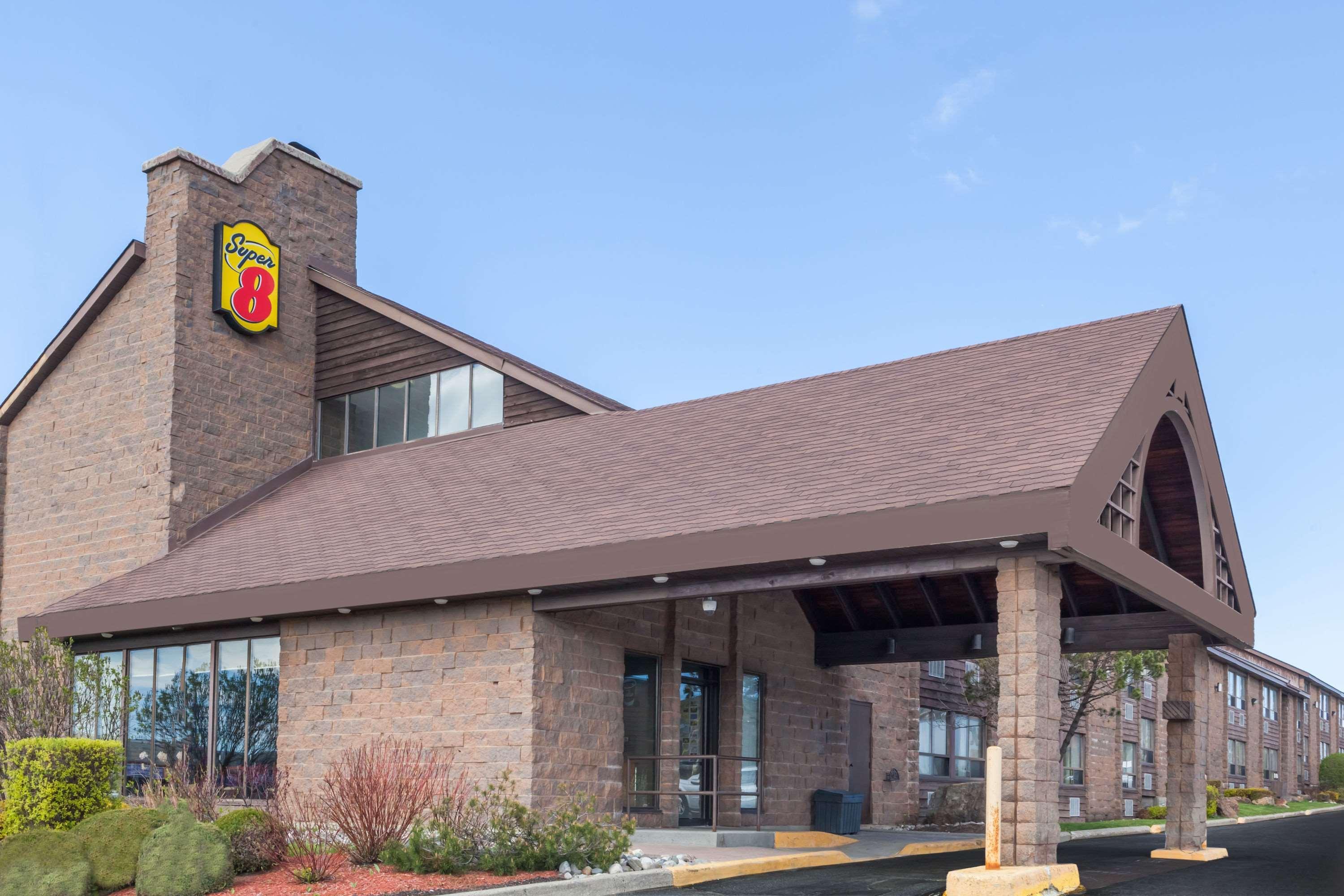 Super 8 By Wyndham Sudbury On Ξενοδοχείο Εξωτερικό φωτογραφία