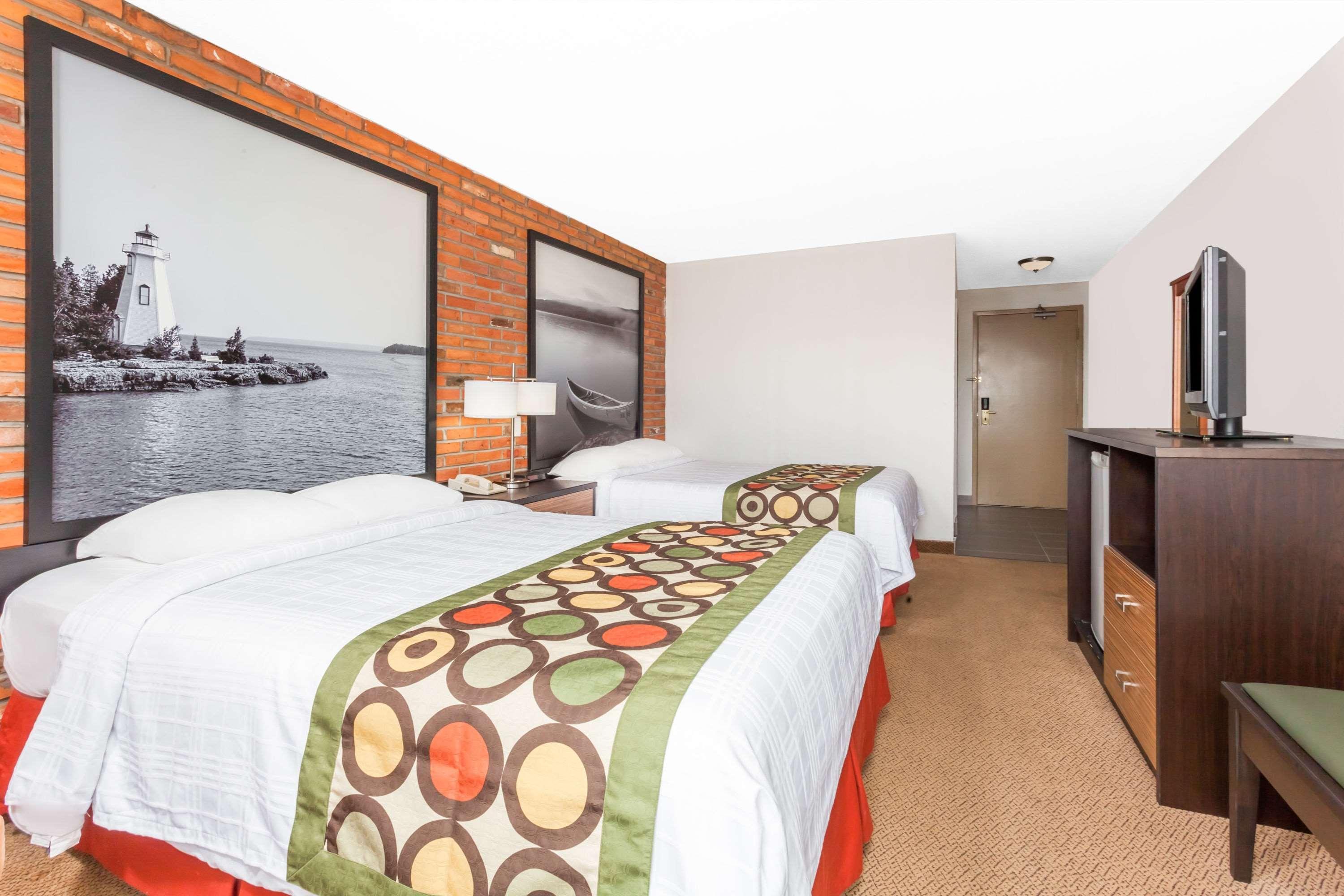 Super 8 By Wyndham Sudbury On Ξενοδοχείο Εξωτερικό φωτογραφία