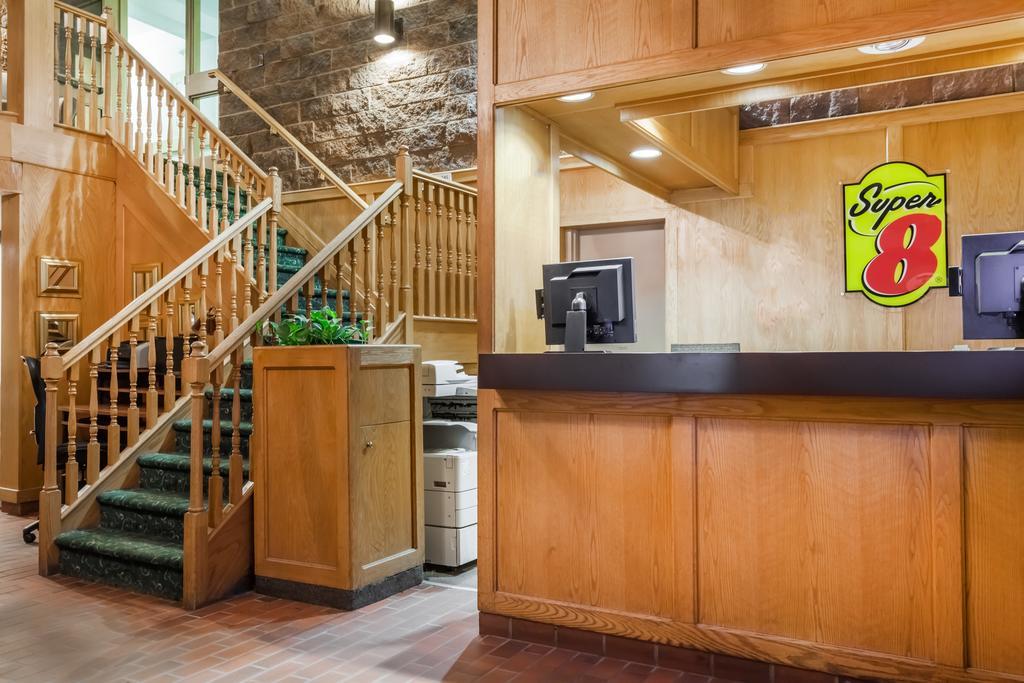 Super 8 By Wyndham Sudbury On Ξενοδοχείο Εξωτερικό φωτογραφία